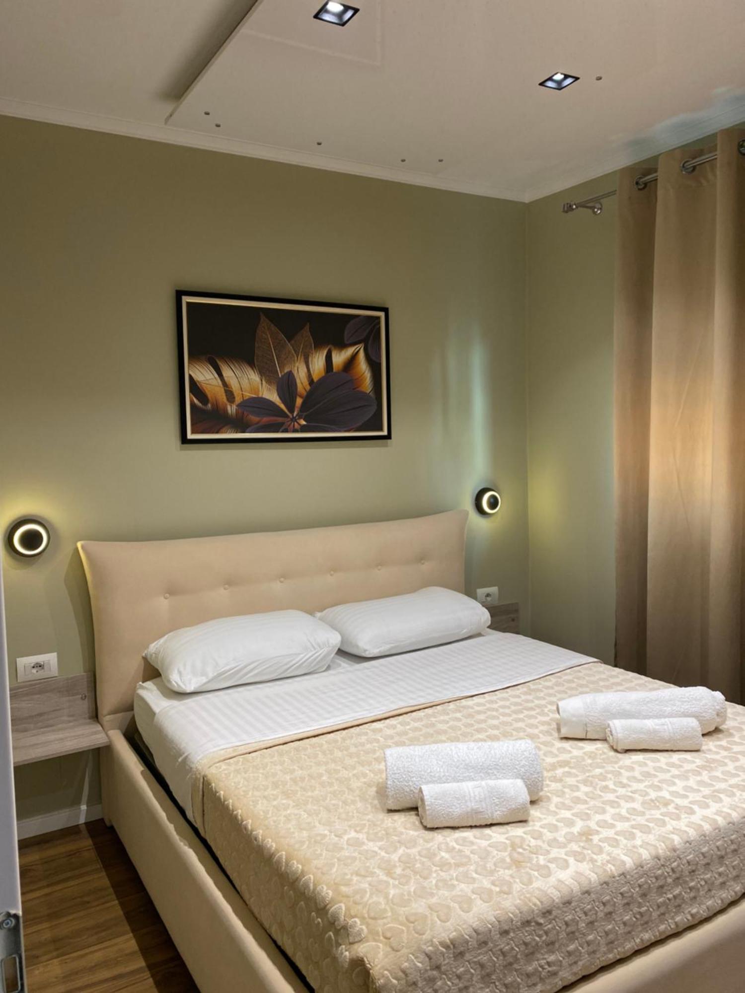 Novs Hotel Rooms Gjirokastër Buitenkant foto